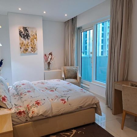 Spacious One Bedroom Close To Burj Khalifa, Dubai Mall In Business Bay Exterior foto