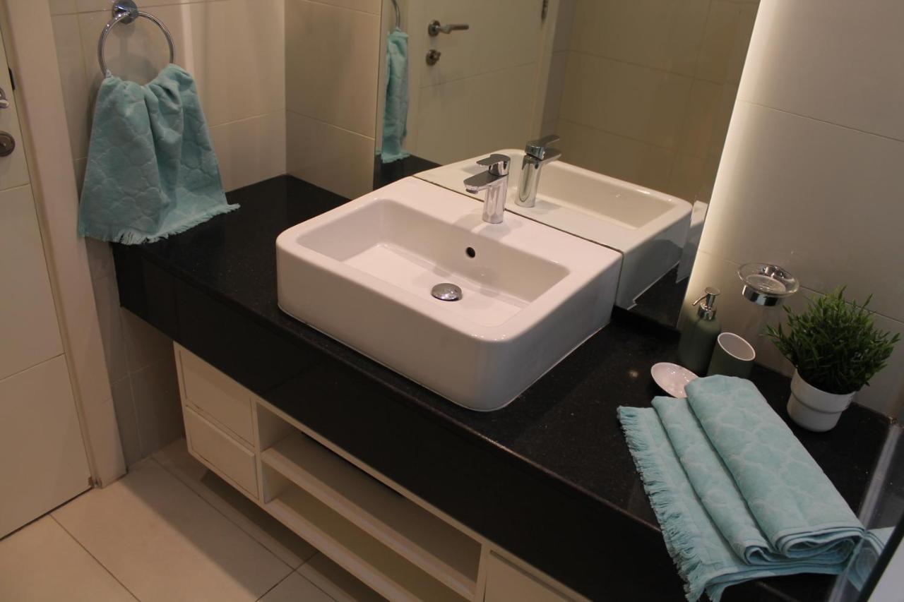 Spacious One Bedroom Close To Burj Khalifa, Dubai Mall In Business Bay Exterior foto