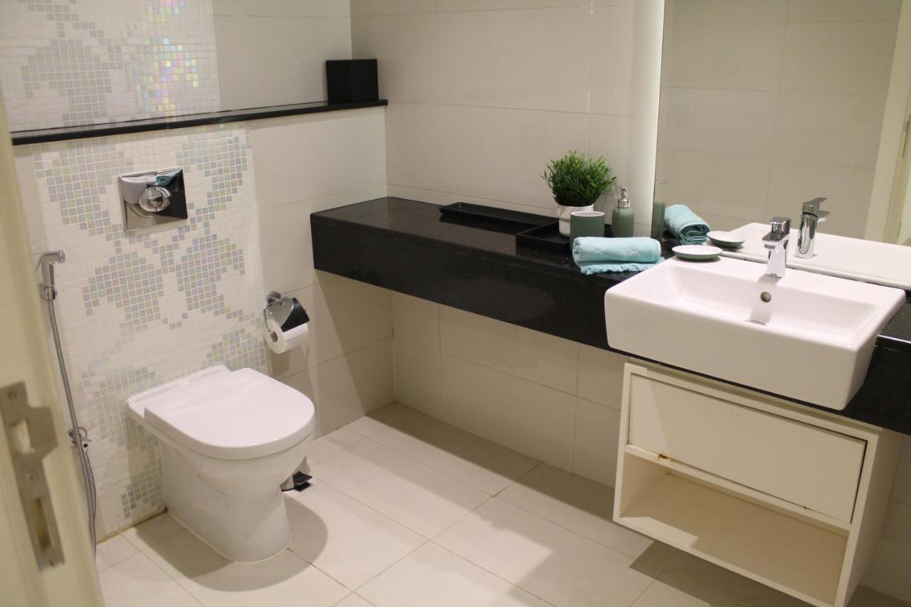 Spacious One Bedroom Close To Burj Khalifa, Dubai Mall In Business Bay Exterior foto
